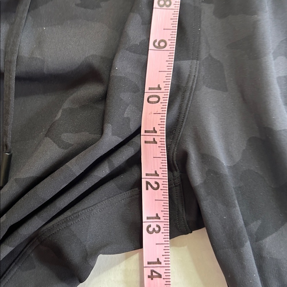 LULULEMON ATHLETIC JOGGER STRETCH HIGH RISE IN HERITAGE CAMO PANTS SZ 6 - Picture 9 of 11